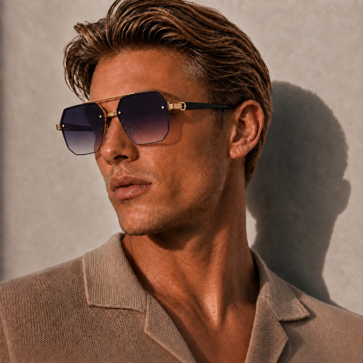 Avero Sonnenbrille - Schwarz Gold Lila